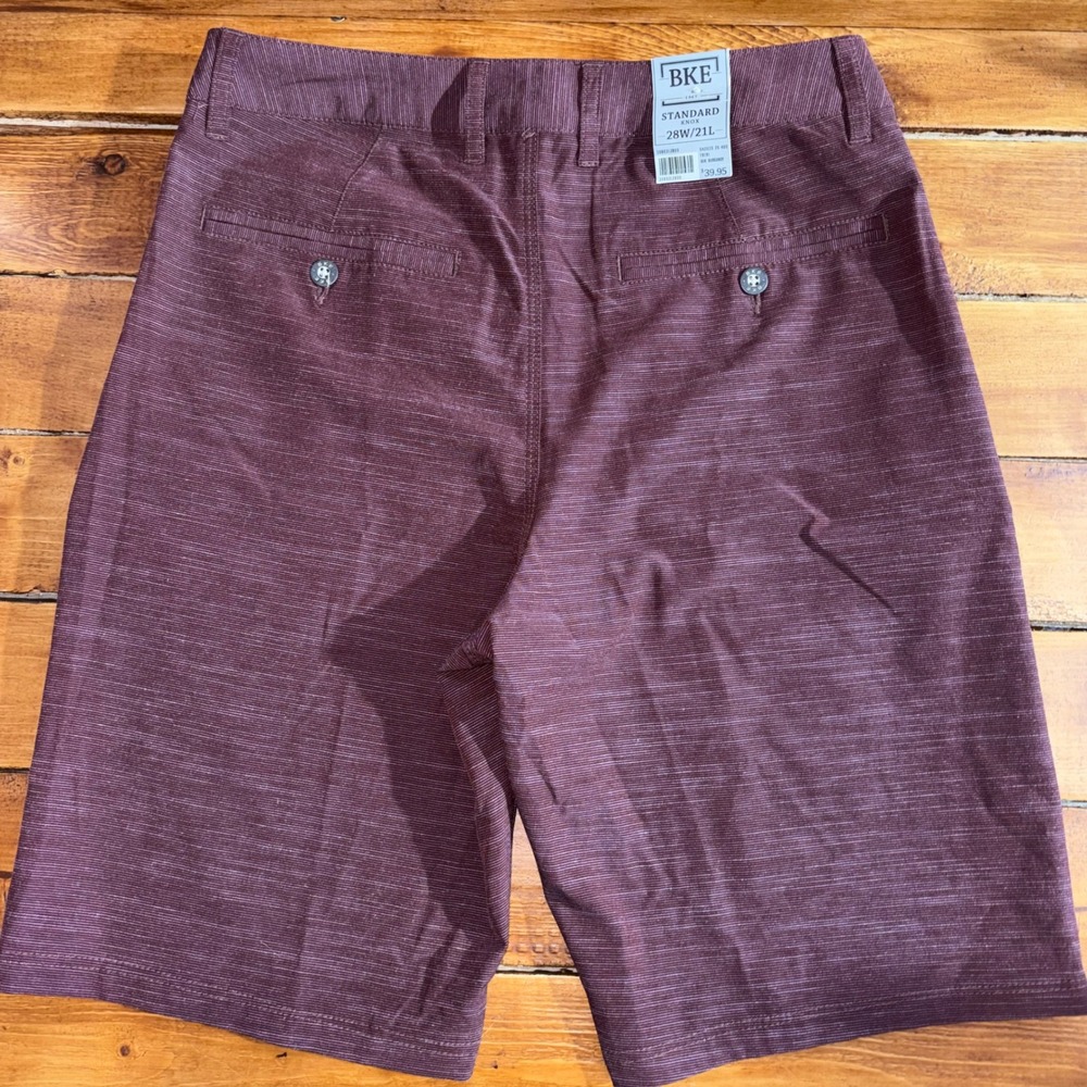 BKE Hybrid Standard Fit Shorts Mens 28x9.5 Burgundy TRI91 Knox Standard 21L NEW